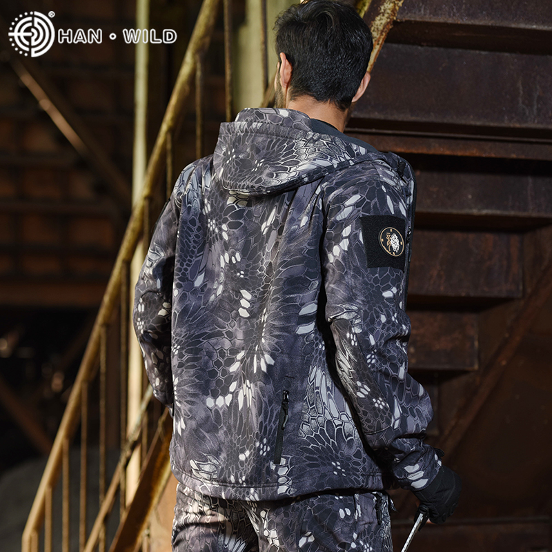 Shark Skin SoftShell Jacket Wi - Wildman Hunting & Outdoor Reviews avis et prix